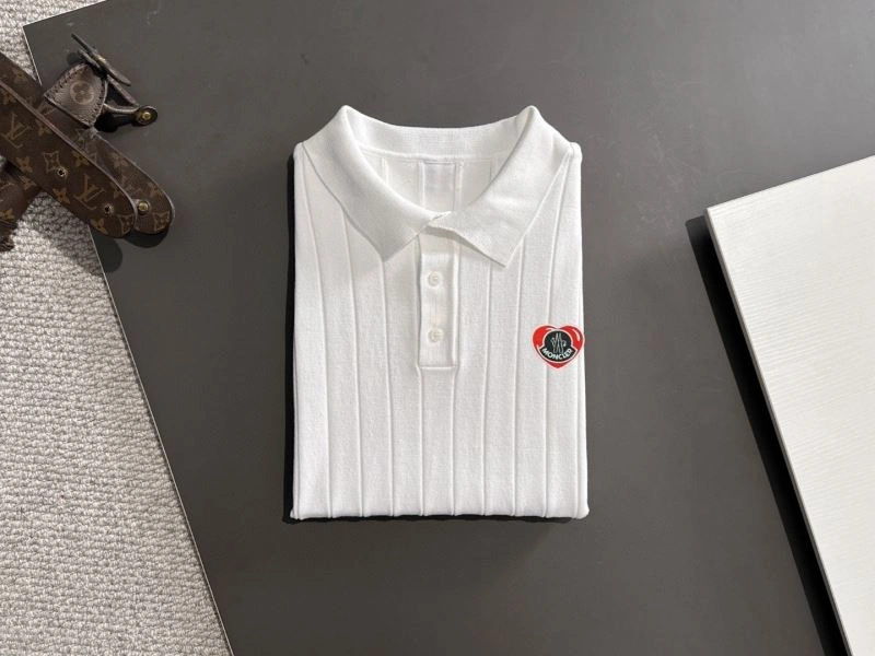 Moncler T-Shirts ComfortFit 142623