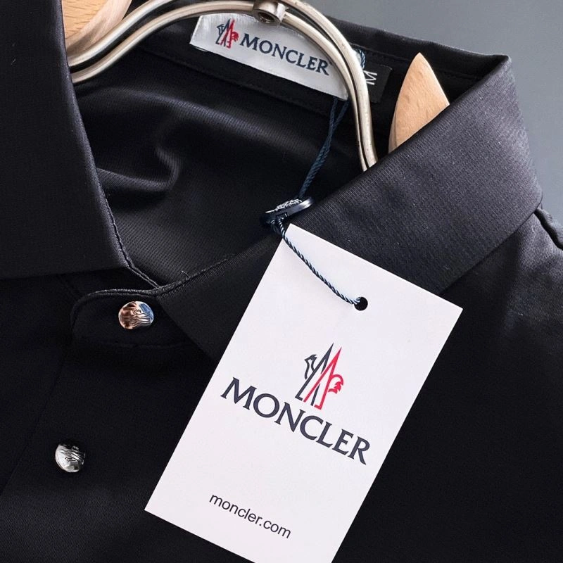 Moncler T-Shirts Sustainable 143682