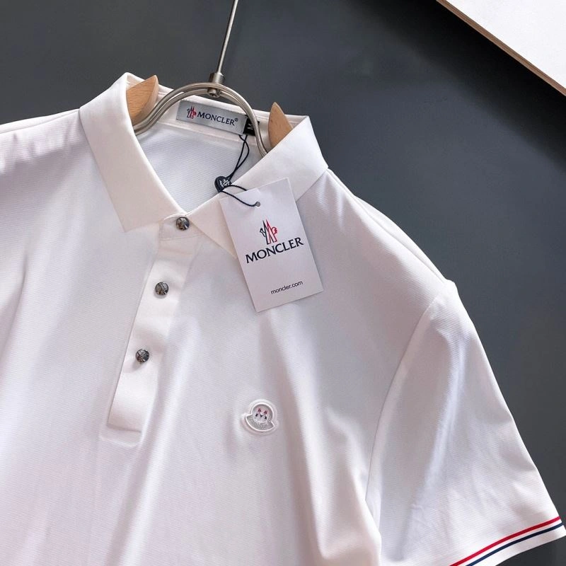 Moncler T-Shirts Sustainable 143682