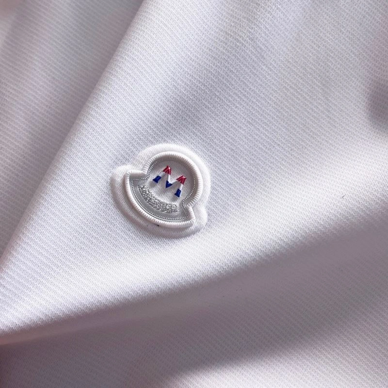 Moncler T-Shirts Sustainable 143682
