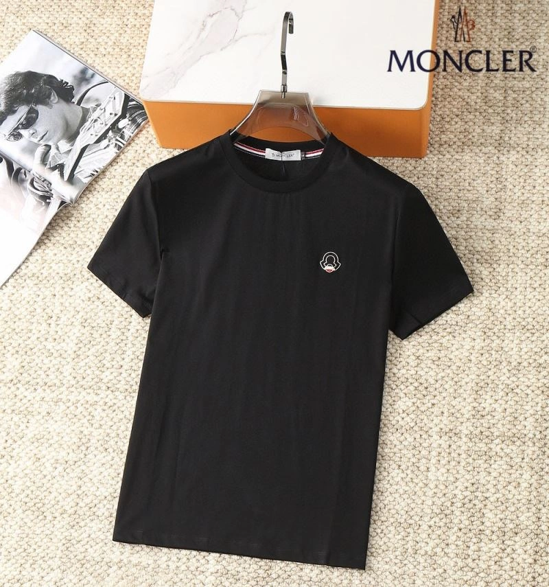 Moncler T-Shirts Casual 143678