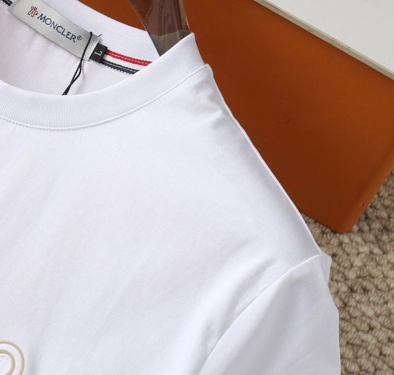 Moncler T-Shirts Casual 143678