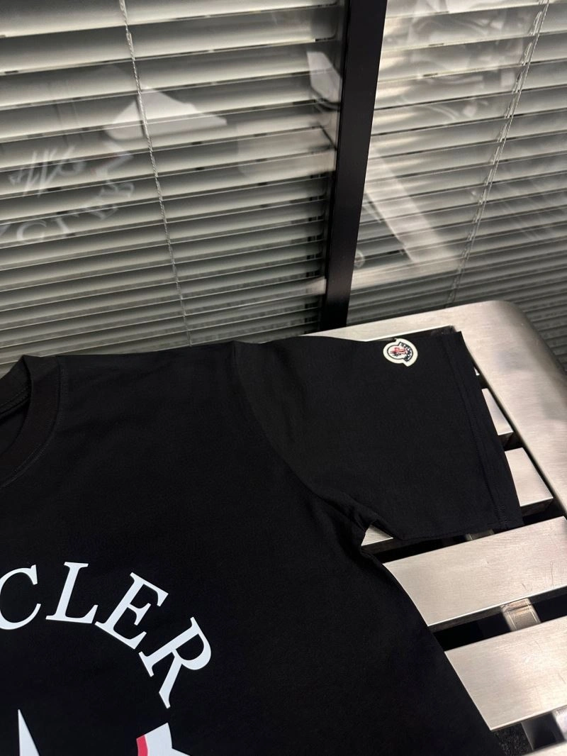 Soft Moncler T-Shirts 139813