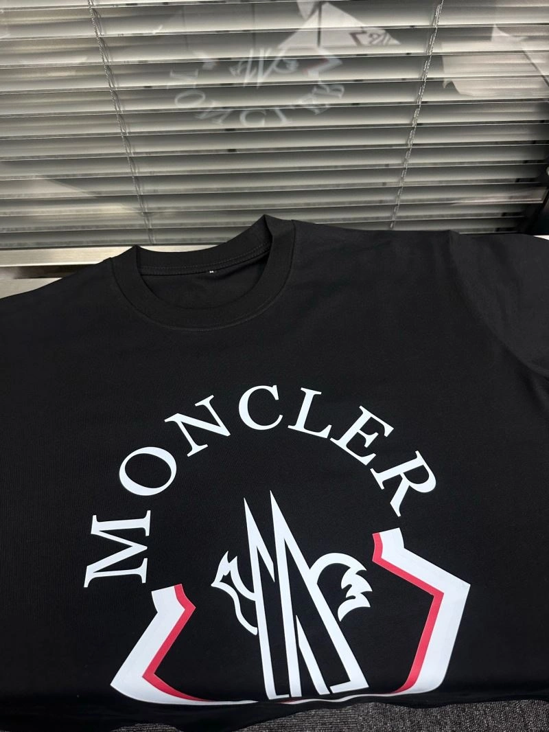 Soft Moncler T-Shirts 139813