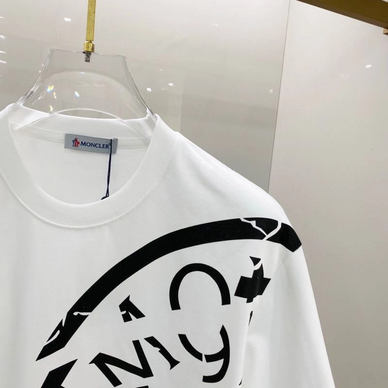 Unique Moncler T-Shirts 139817