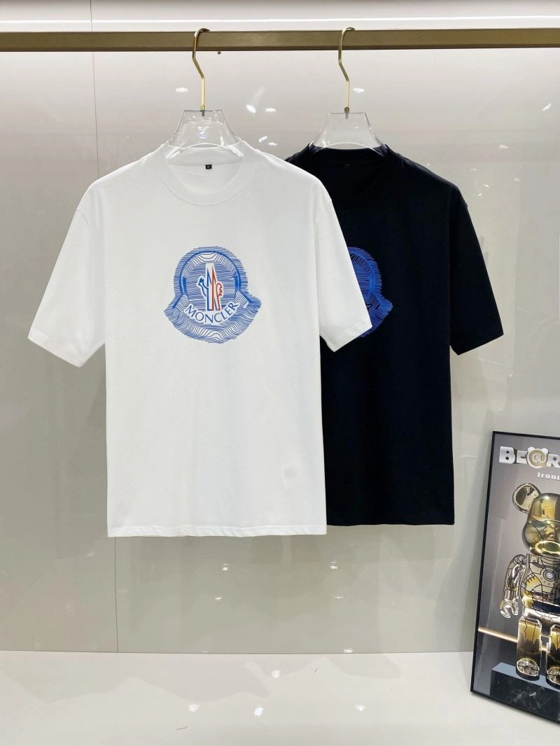 Comfortable Moncler T-Shirts 139807