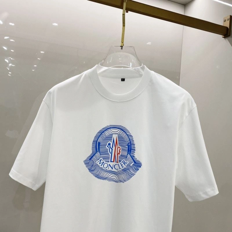 Comfortable Moncler T-Shirts 139807