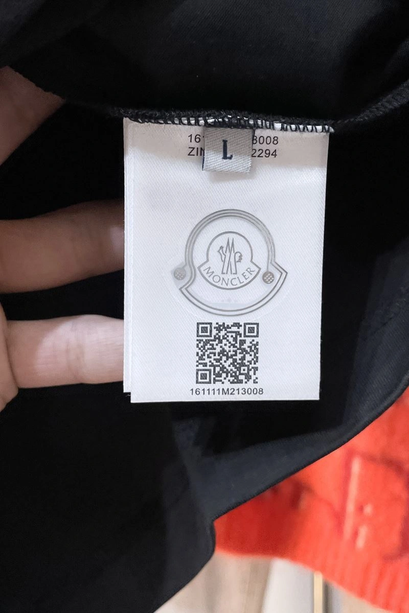 Moncler T-Shirts Breathable 143155