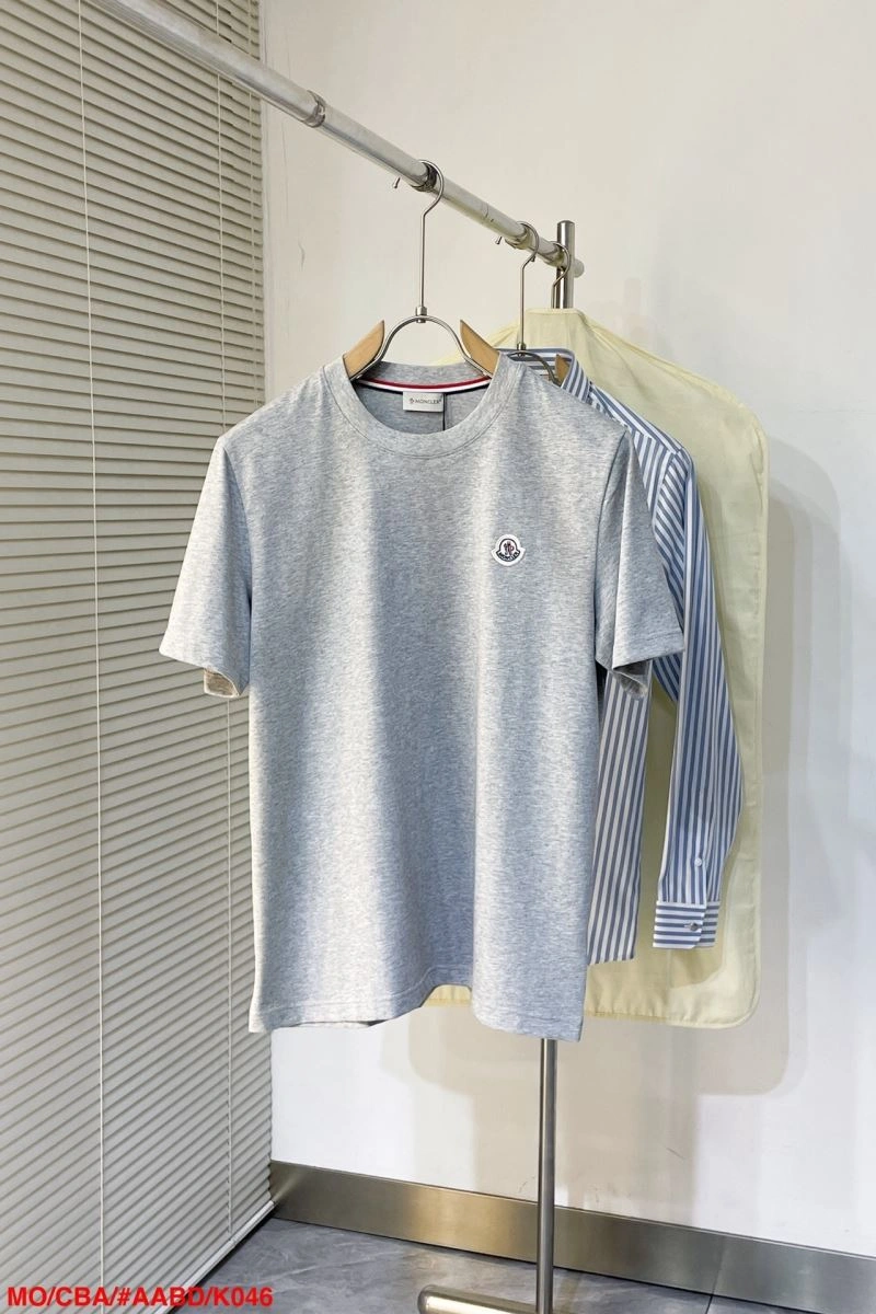 Moncler T-Shirts Casual 143184