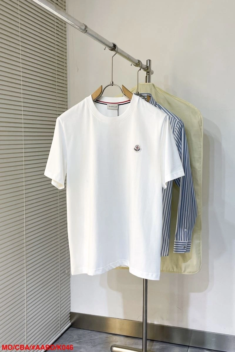 Cozy Moncler T-Shirts 143230