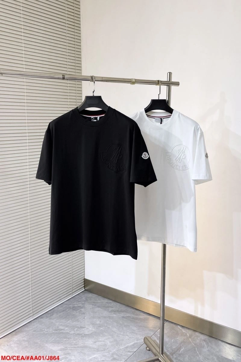 Moncler T-Shirts Upgraded 143159