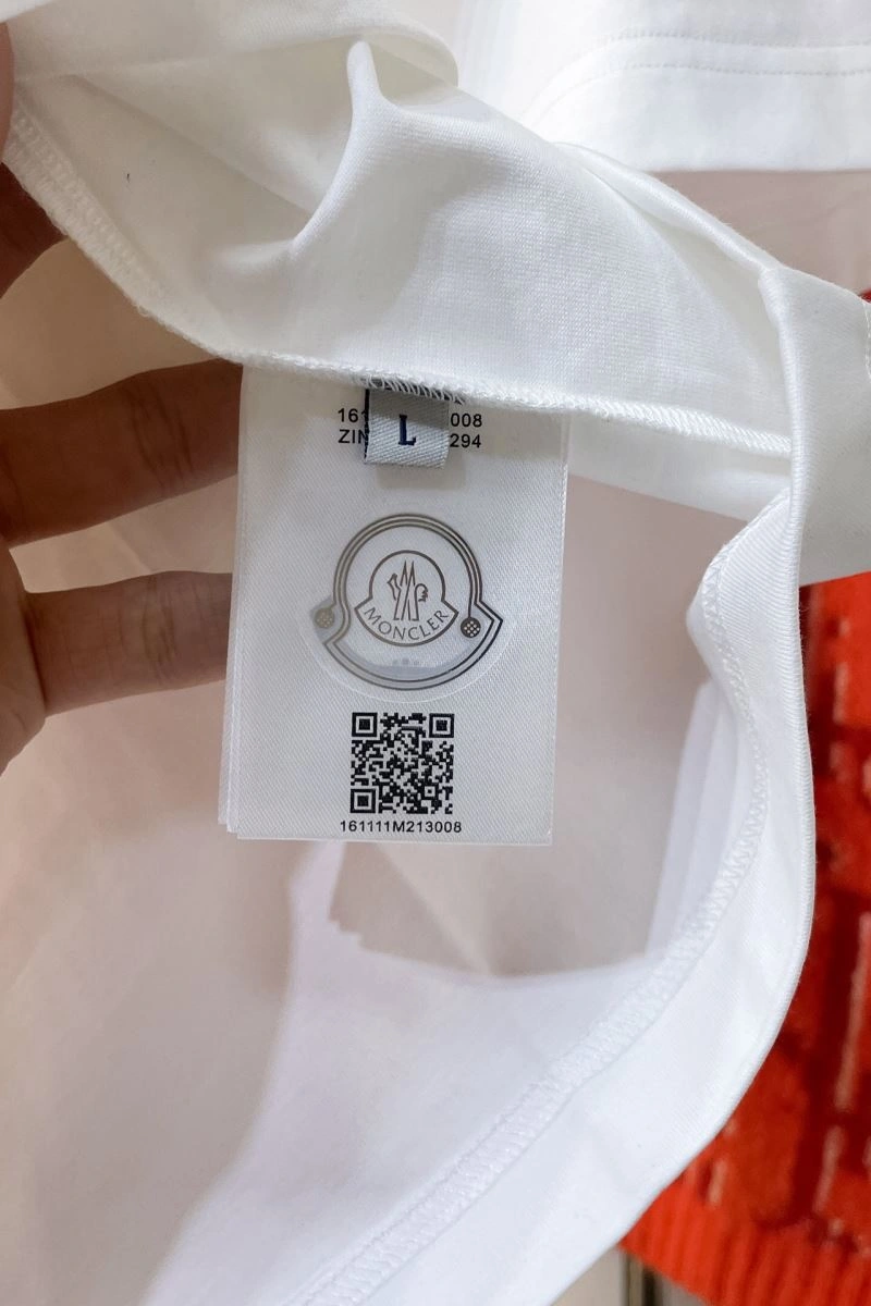 Moncler T-Shirts Upgraded 143159