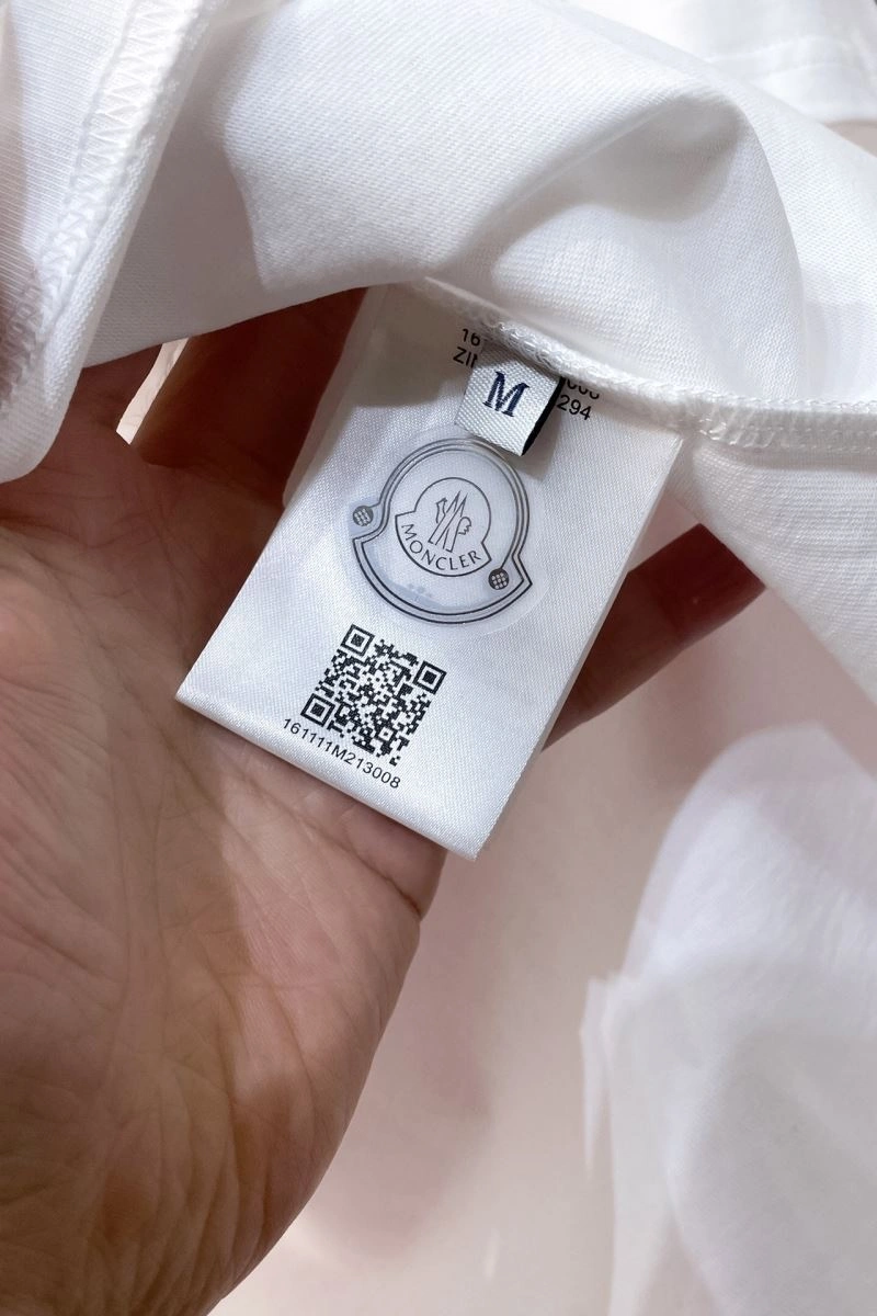 Moncler T-Shirts BestValue 143160