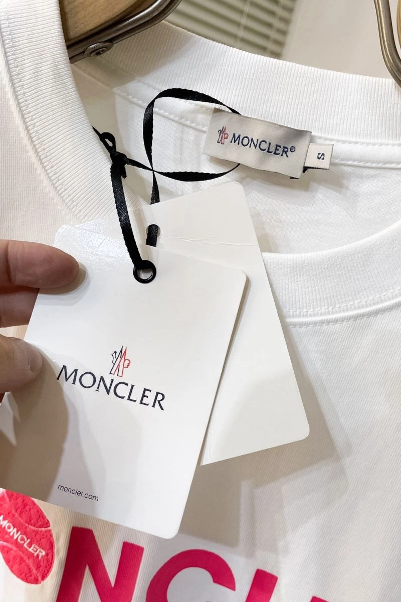 SunProtective Moncler T-Shirts 143167