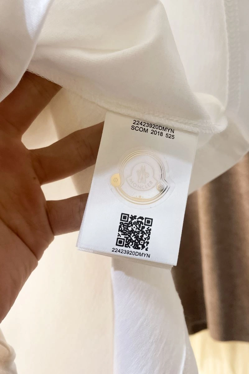 SunProtective Moncler T-Shirts 143167