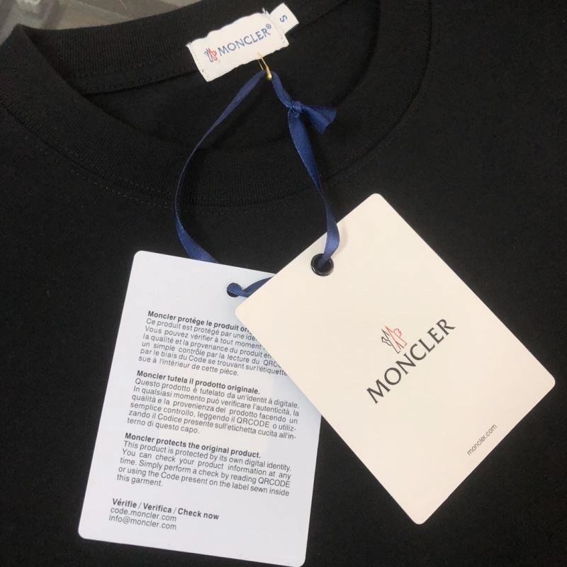 TimelessDesign Moncler T-Shirts 143152