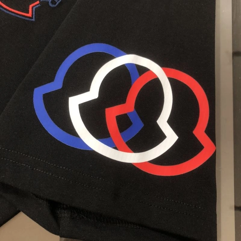 TimelessDesign Moncler T-Shirts 143152
