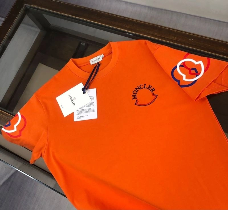 Lightweight Moncler T-Shirts 143151