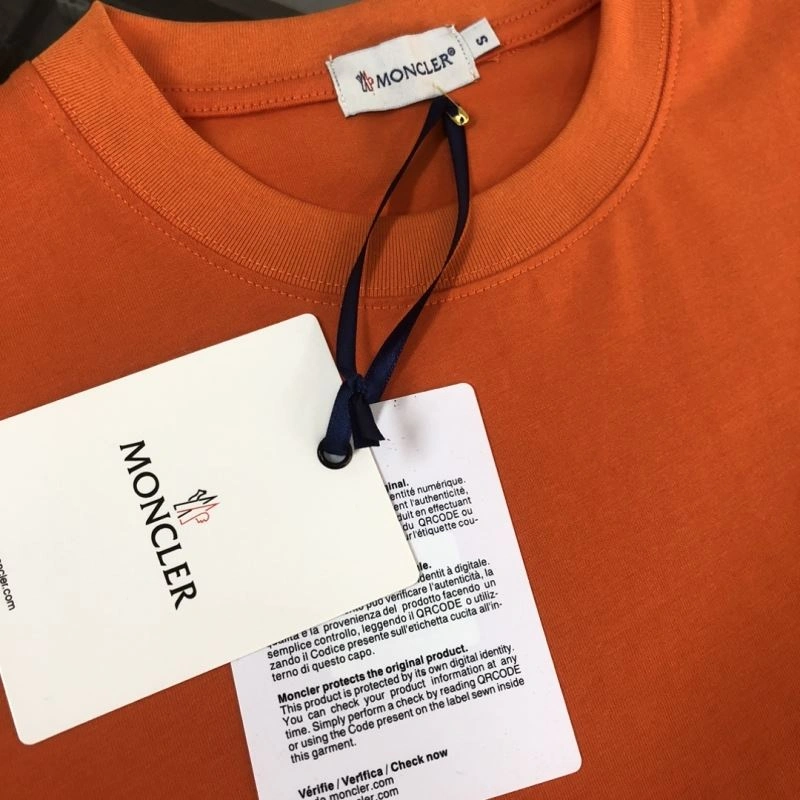Lightweight Moncler T-Shirts 143151