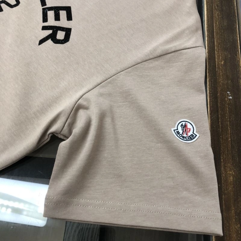 Moncler T-Shirts EasyMatch 143141