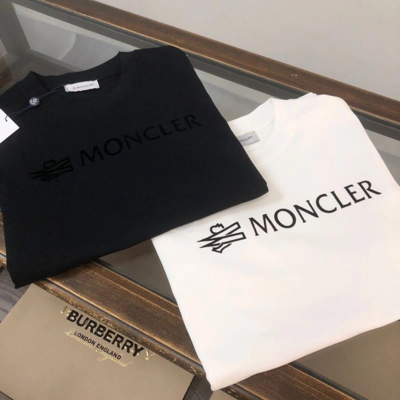 Practical Moncler T-Shirts 143137