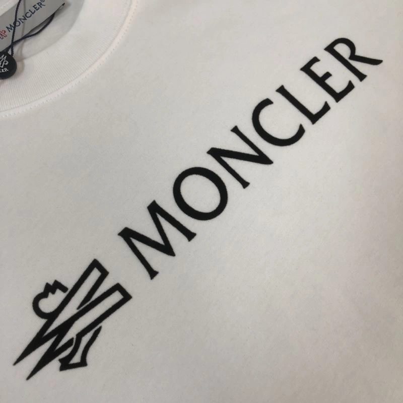 Practical Moncler T-Shirts 143137