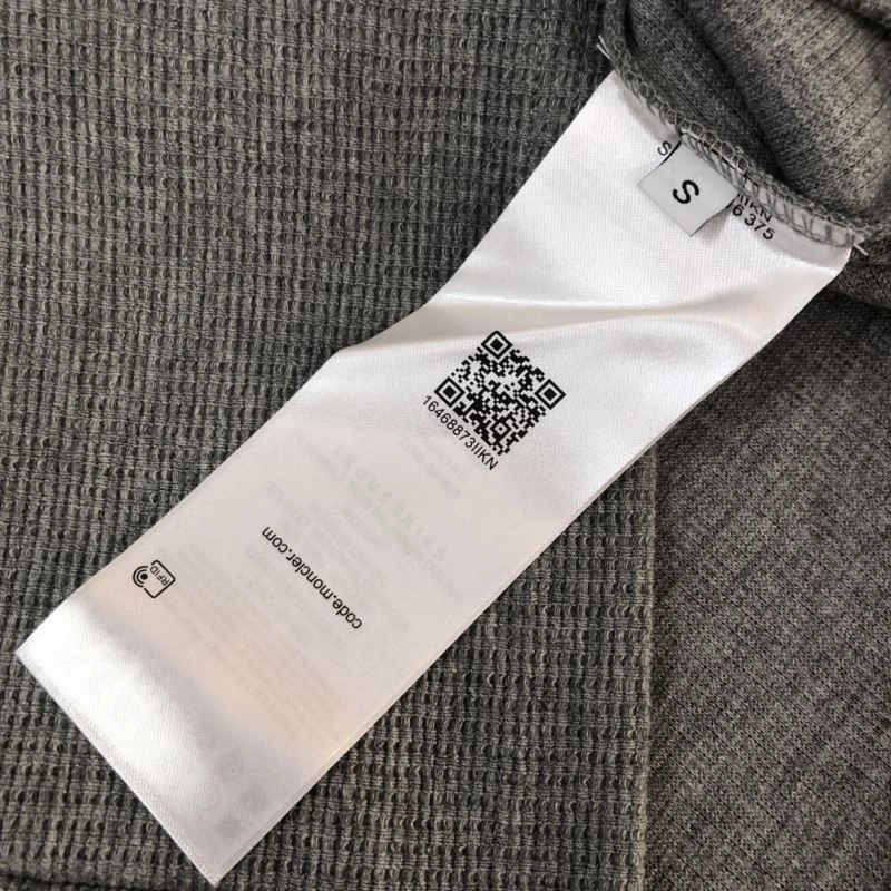 Reliable Moncler T-Shirts 143132