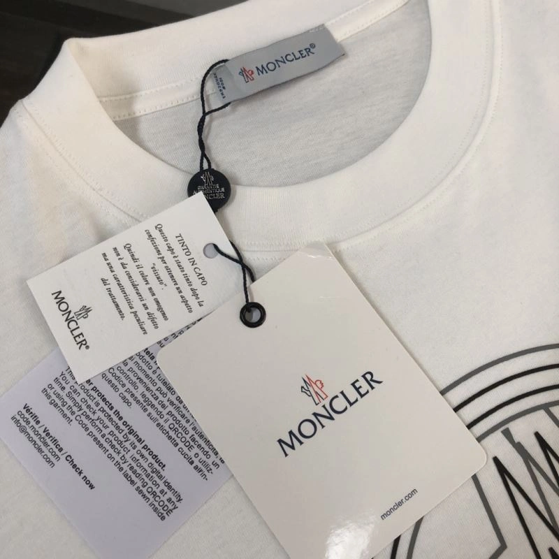 GoodFit Moncler T-Shirts 143131