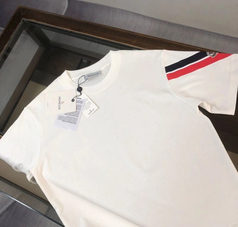 Timeless Moncler T-Shirts 143127