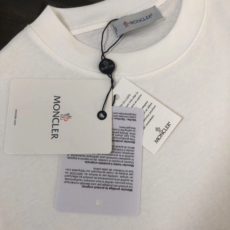 Timeless Moncler T-Shirts 143127