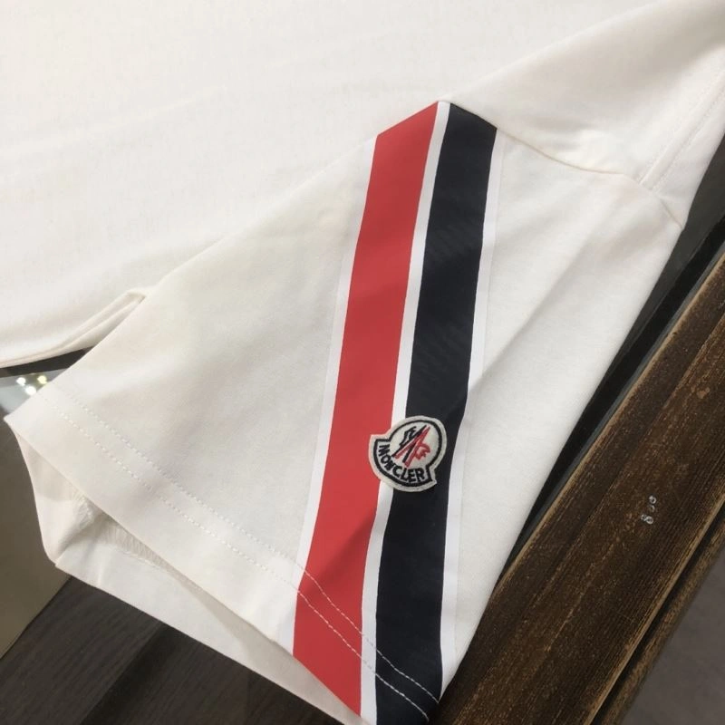 Timeless Moncler T-Shirts 143127