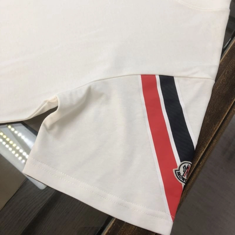 Timeless Moncler T-Shirts 143127