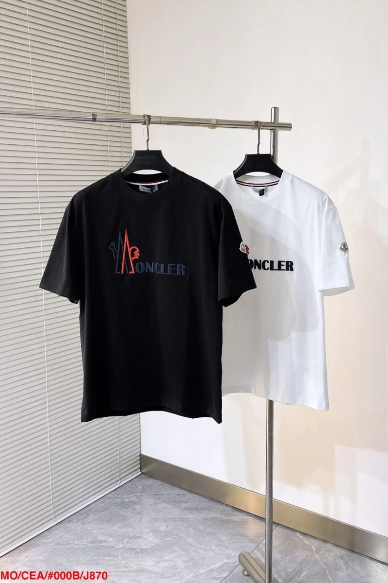 RelaxedFit Moncler T-Shirts 143125