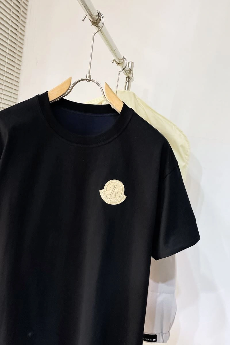 Moncler T-Shirts Original 143139