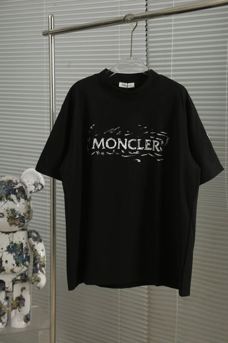 Moncler T-Shirts Refined 143121