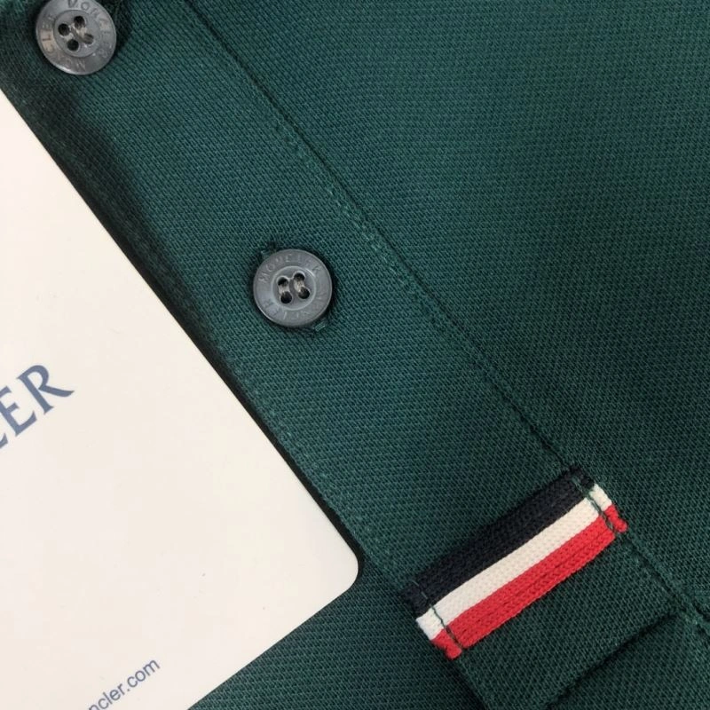 Premium Moncler T-Shirts 143122