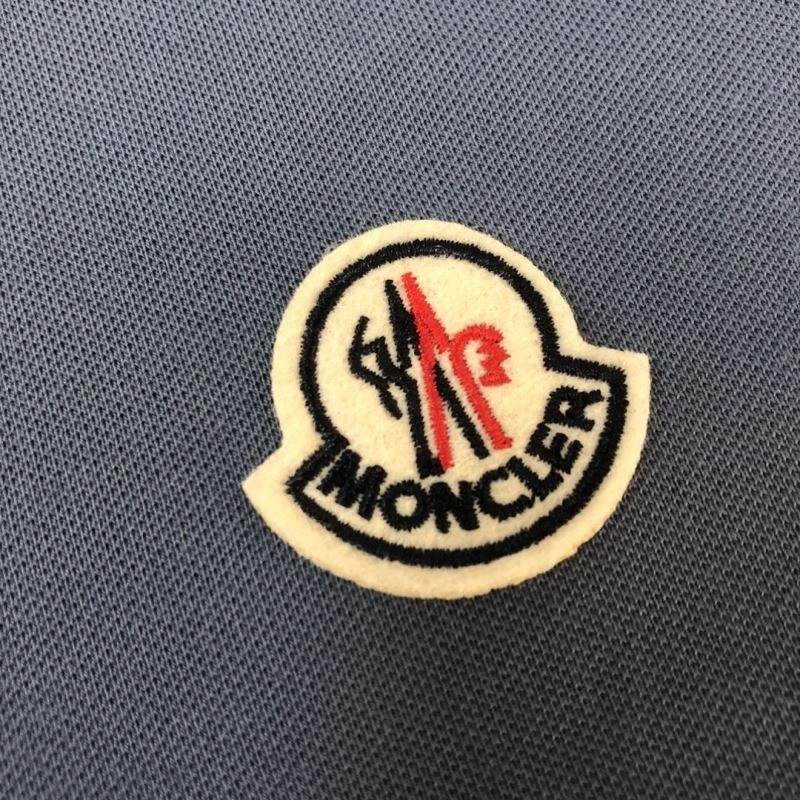 RelaxedFit Moncler T-Shirts 143136