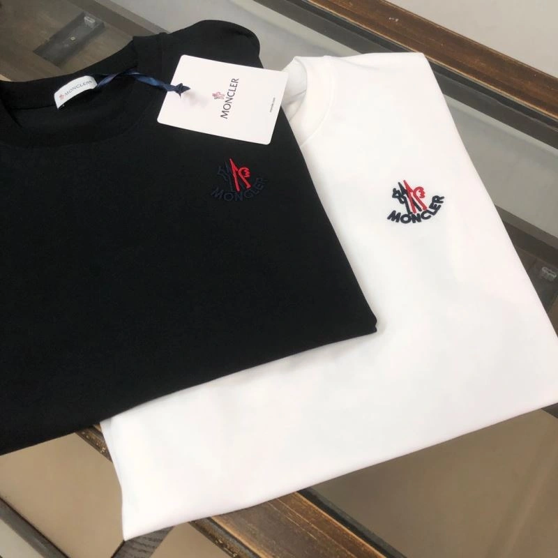 AllSeason Moncler T-Shirts 143120