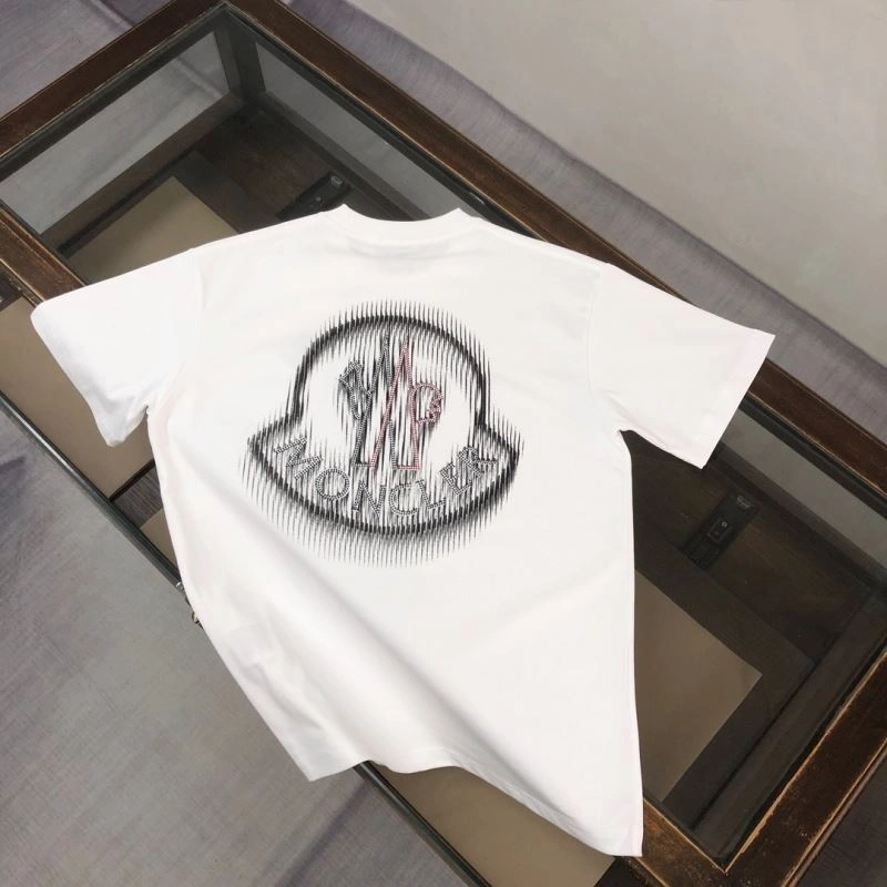 Moncler T-Shirts Elegant 143115