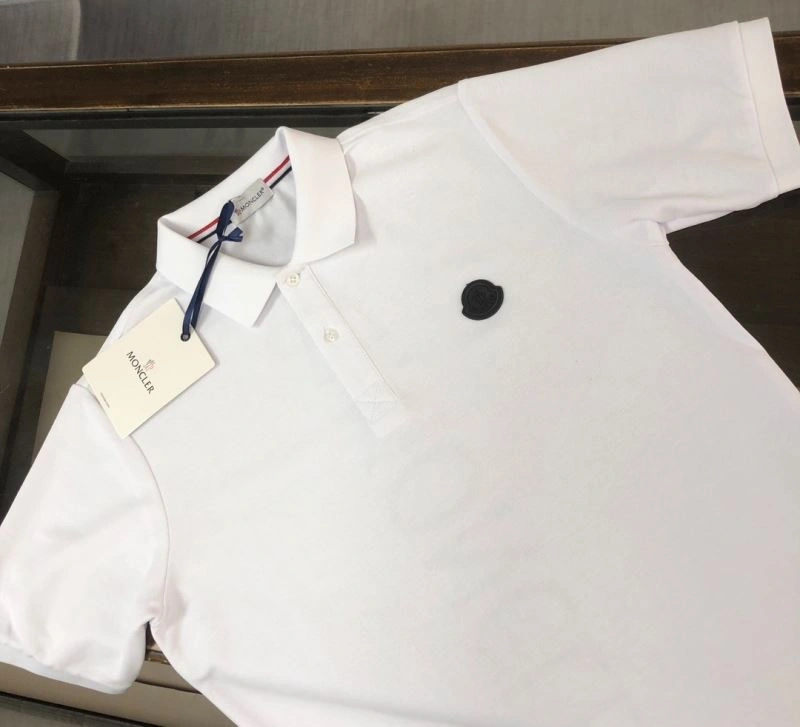 Moncler T-Shirts Sporty 143138