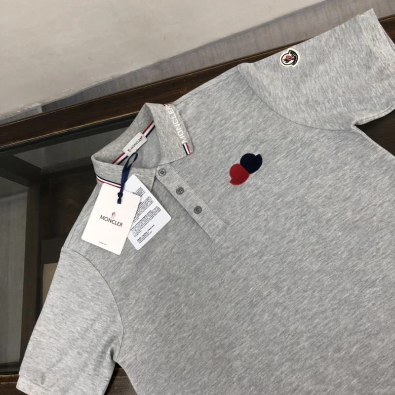 Sporty Moncler T-Shirts 143110
