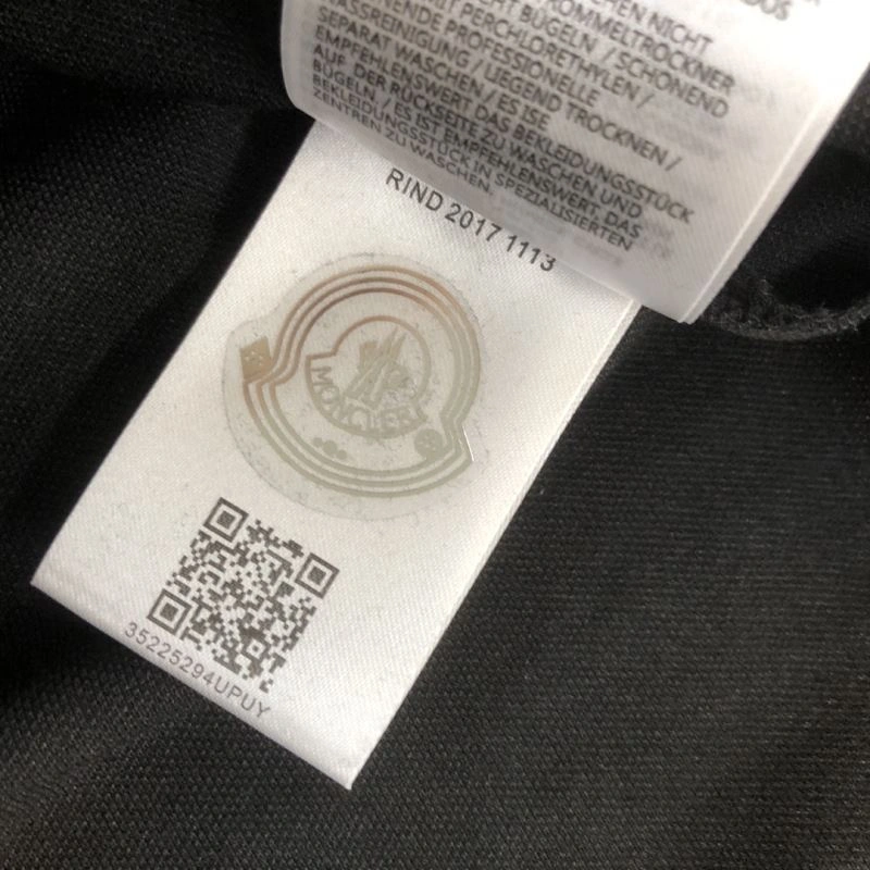 Seasonal Moncler T-Shirts 143107