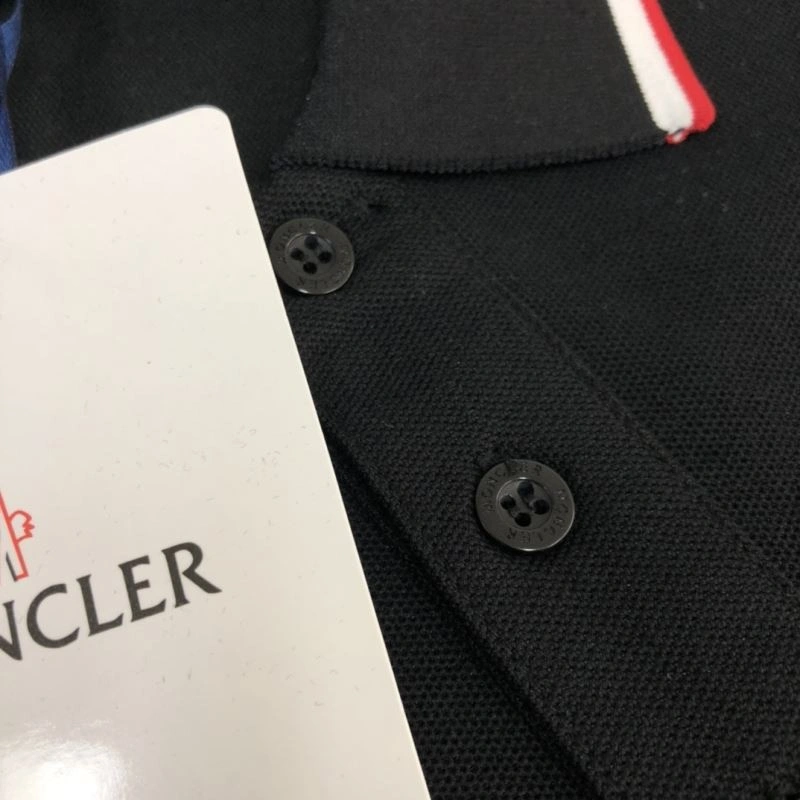 Bold Moncler T-Shirts 143106