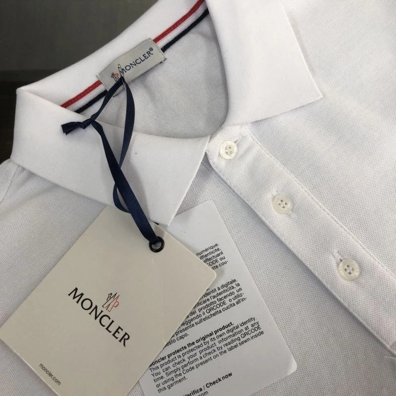 AllSeason Moncler T-Shirts 143102