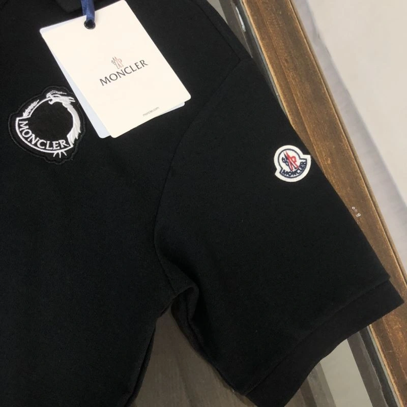 Comfortable Moncler T-Shirts 143105