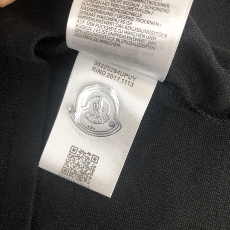 Moncler T-Shirts ZipUp 143098