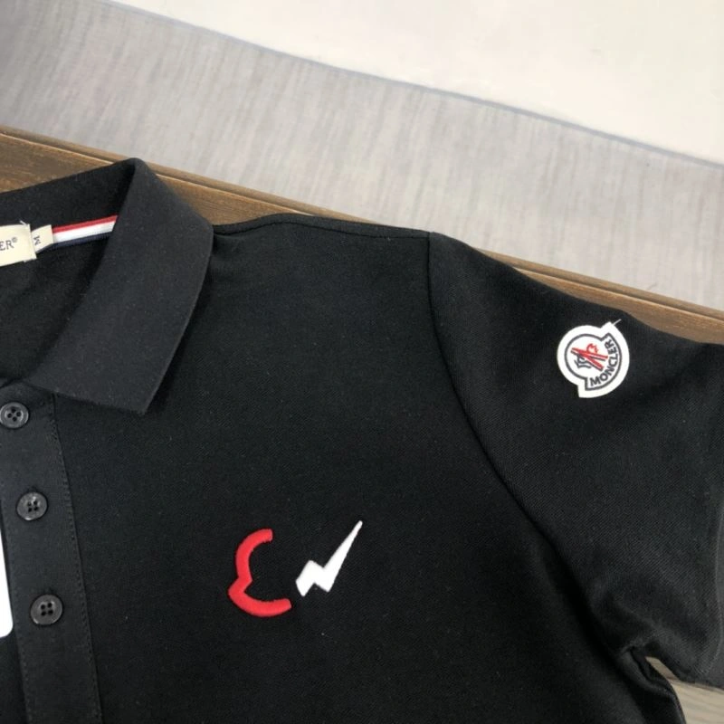 Moncler T-Shirts Refined 143095