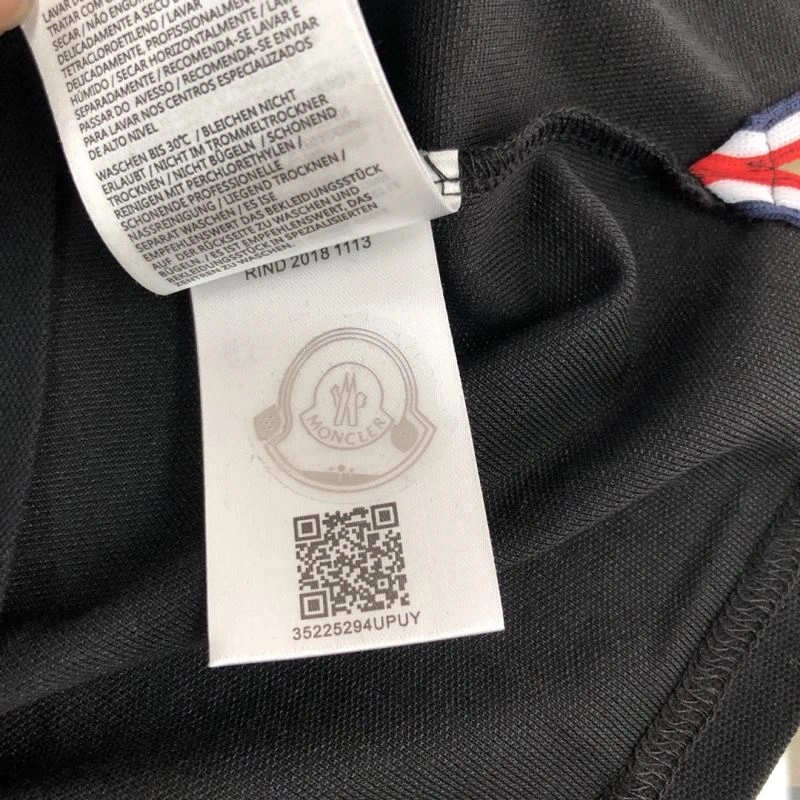 Moncler T-Shirts Refined 143095