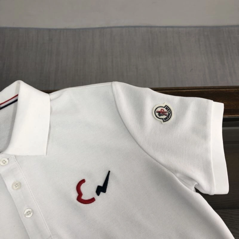 Moncler T-Shirts Tailored 143100