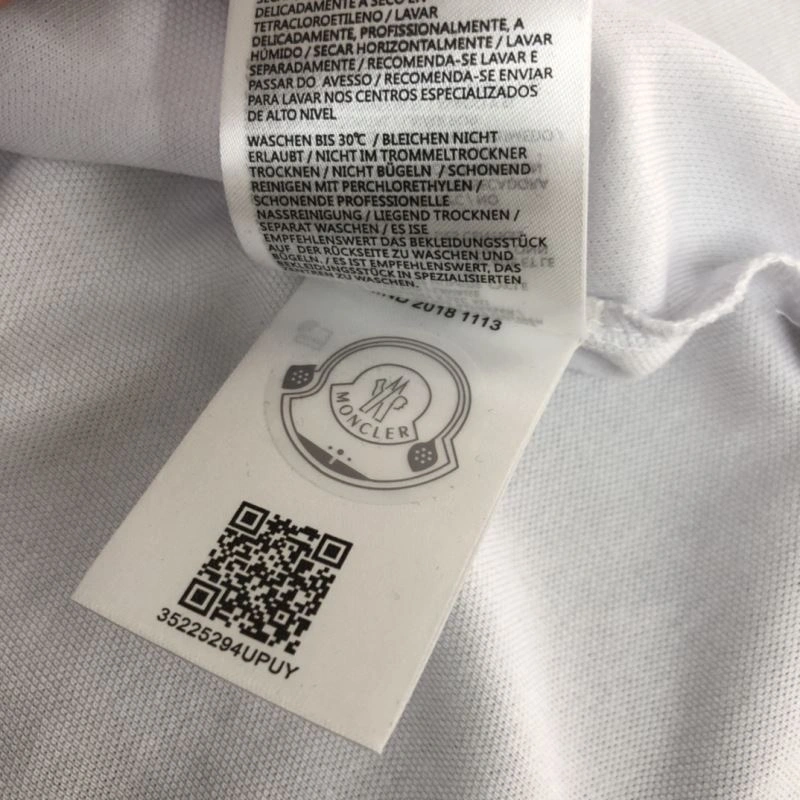 Moncler T-Shirts Refined 143085